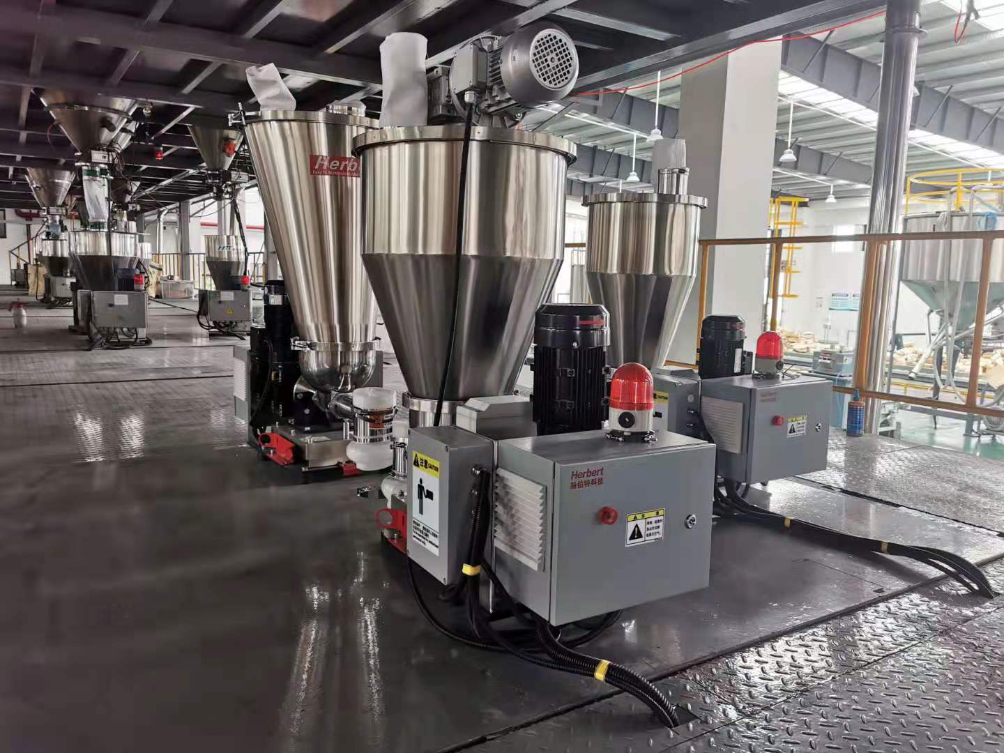 �ͻ�����